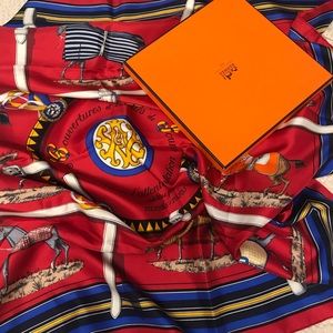 Hermes silk Scarf 🧣